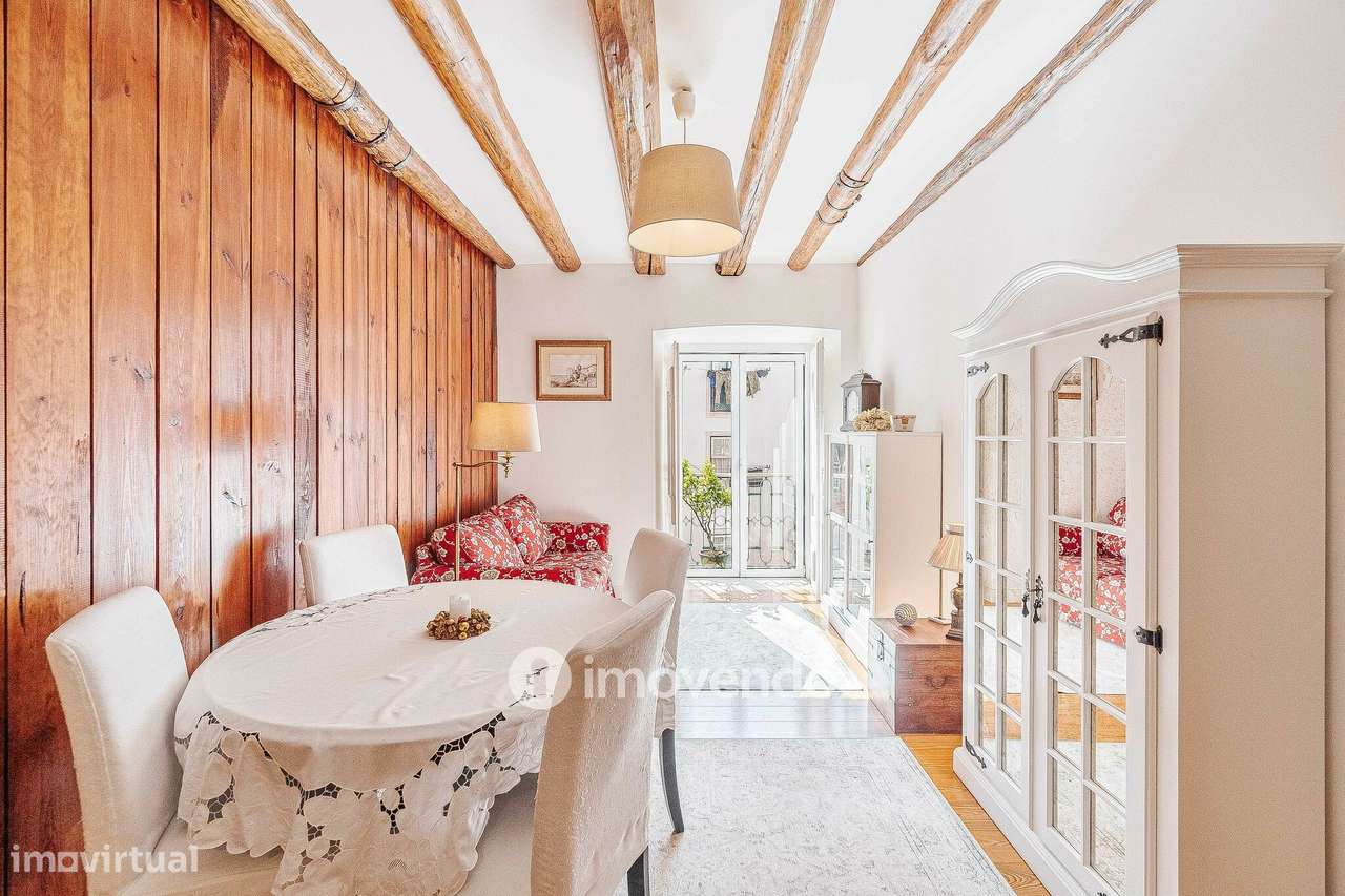 Apartamento T2 remodelado, no coração de Lisboa, em Alfama - Grande imagem: 2/40