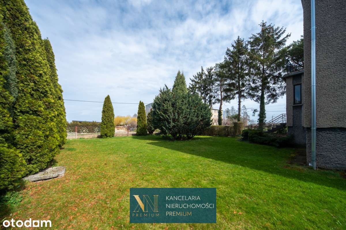 Dom wolnostojący z pięknym ogrodem-7