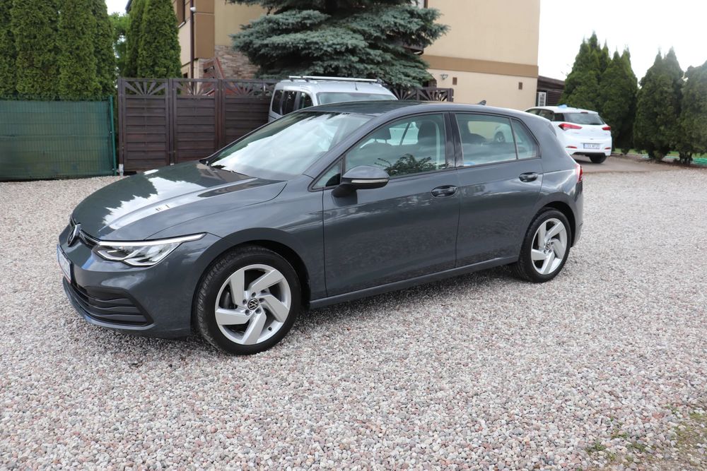 Volkswagen Golf VIII 2.0 TDI SCR Life 2021