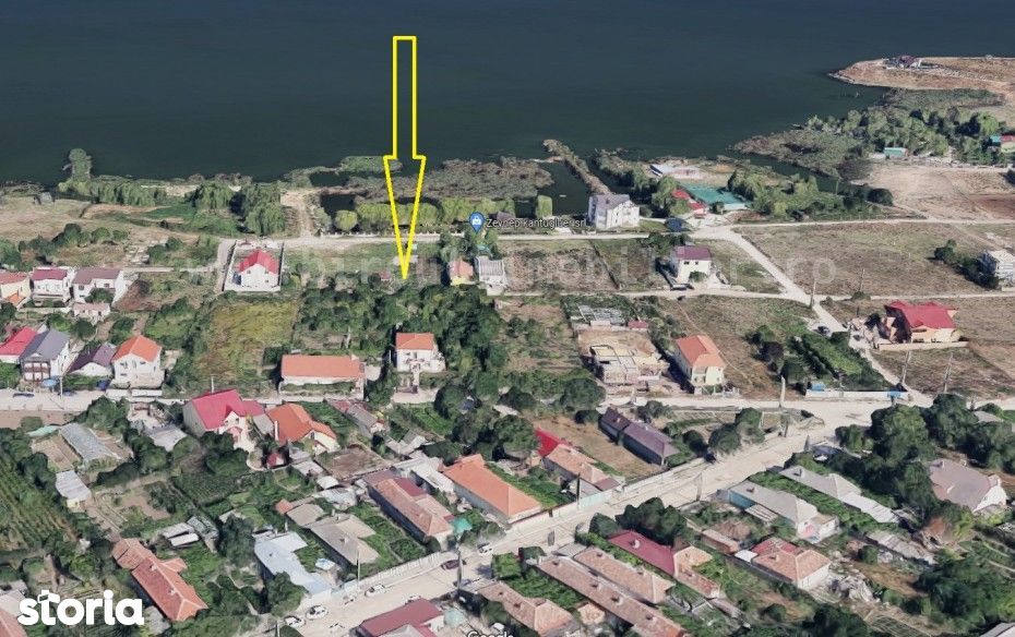 teren pentru constructie aproape de malul lacului in Palazu Mare