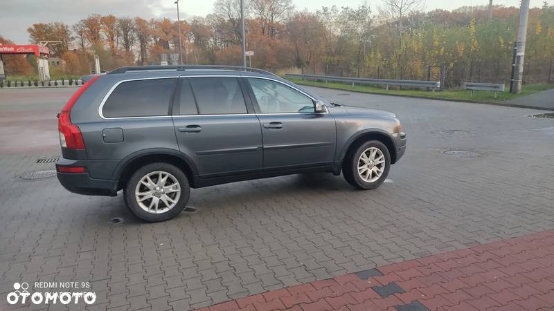 Volvo XC 90 - 1