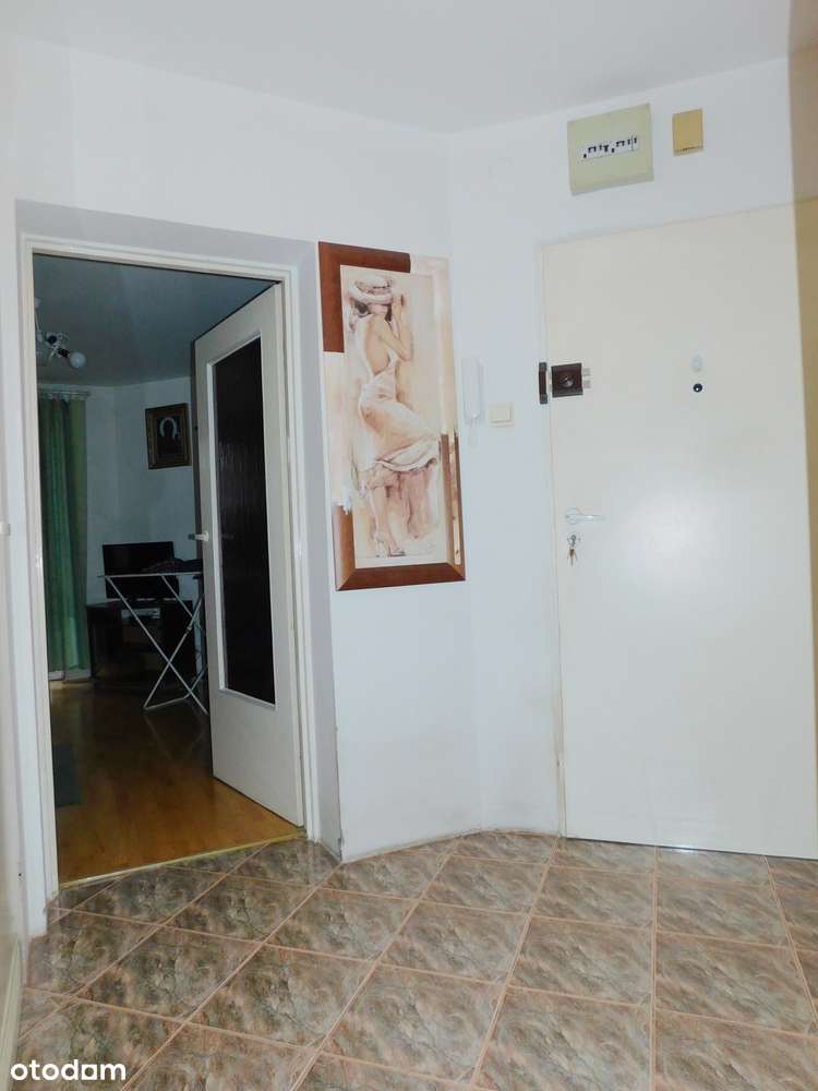 Dwupokojowe Mieszkanie / Pierwsze Piętro.-6