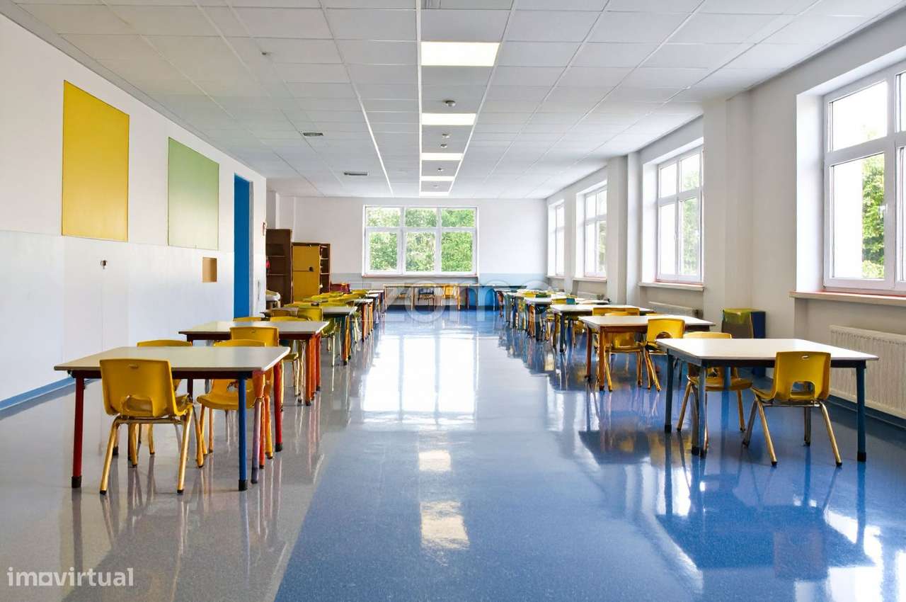 Estabelecimento de Ensino em funcionamento para TRESPASSE em Oeiras - Grande imagem: 2/8
