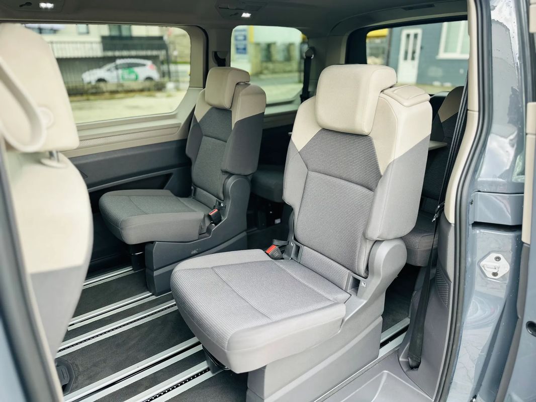 Volkswagen Multivan 2.0 TDI DSG 110KW - 35