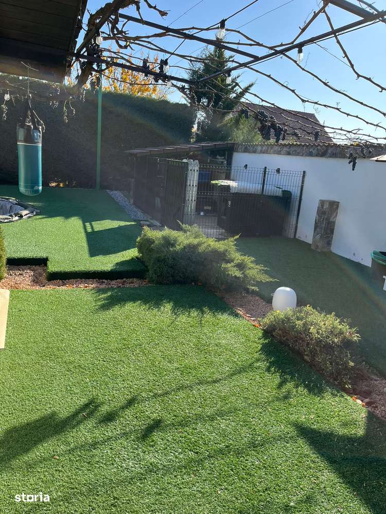 Casă fam.Oncea, 795mp teren, 2 terase,beci, piscina,panouri solare-13