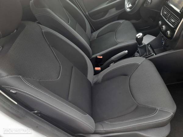 Renault Clio 1.5 dCi Limited EDition - 24