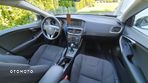 Volvo V40 Cross Country D3 Geartronic Momentum - 15