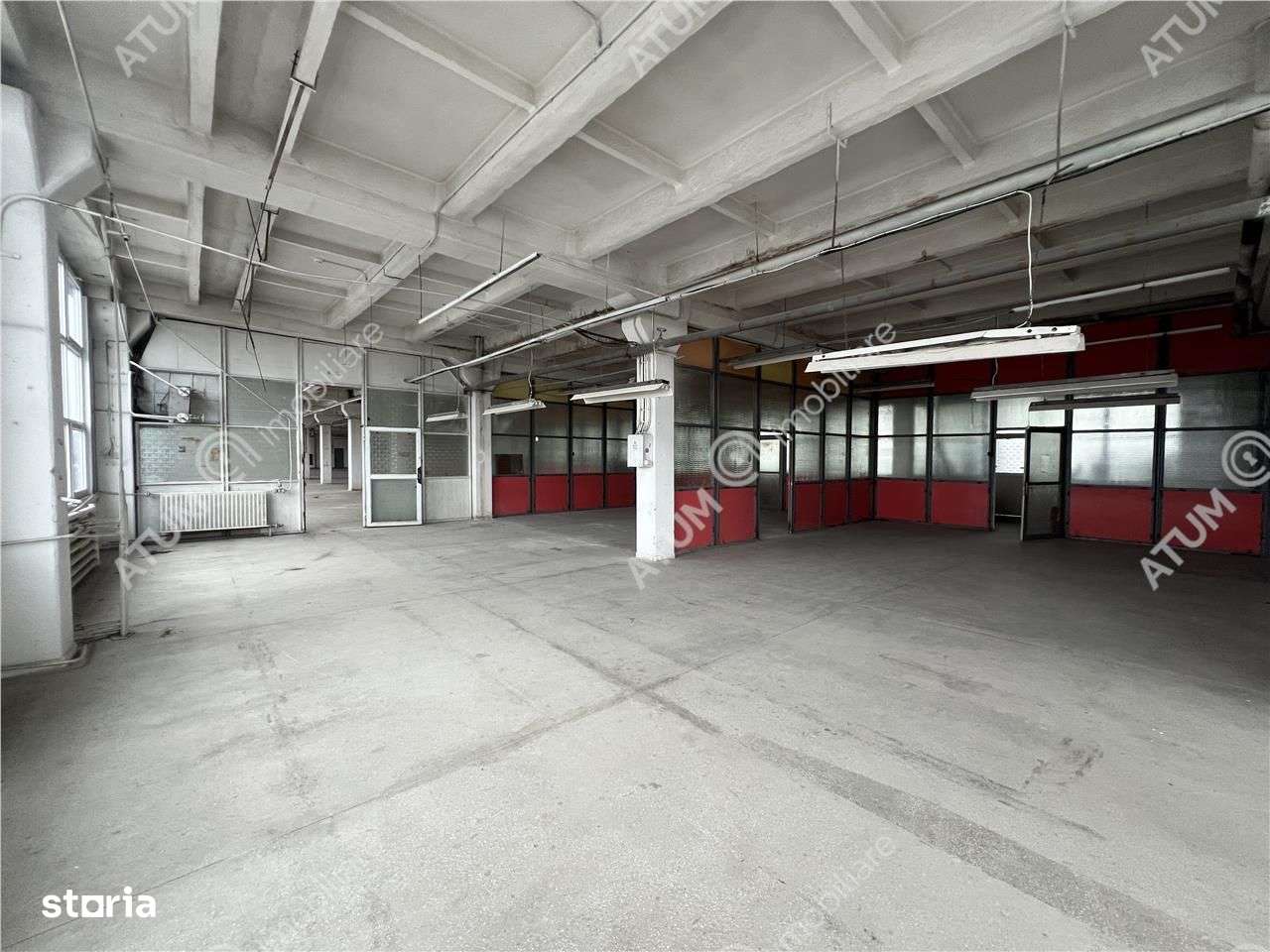 Hala industriala compartimentata in 5 spatii situat in zona Centrala - Imagine principală: 3/13