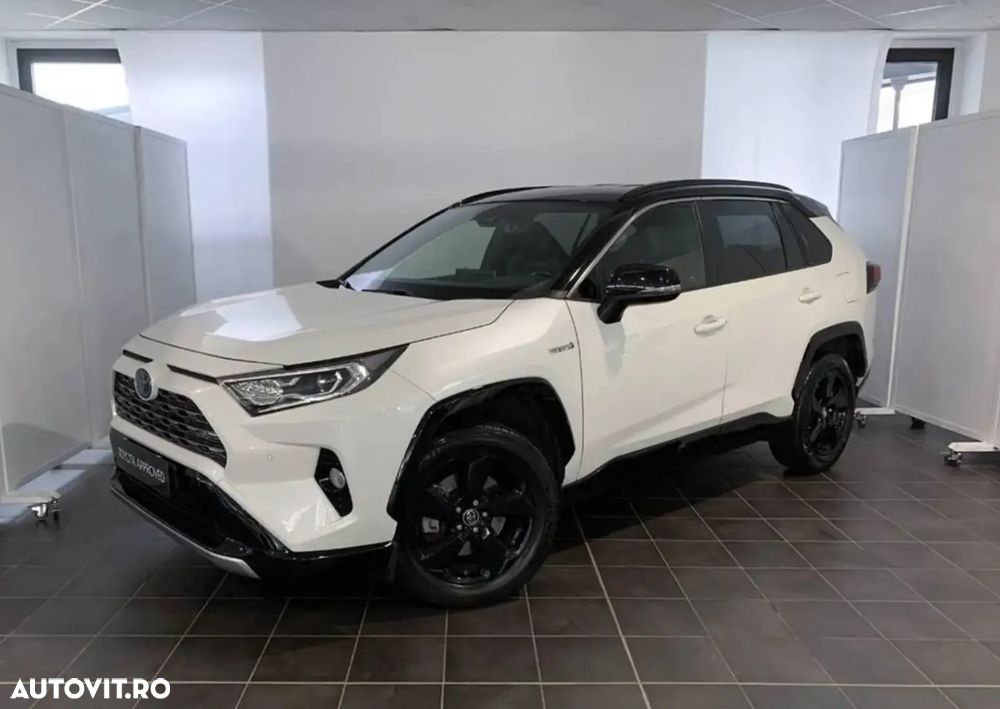 Second hand Toyota RAV4 - 31 450 EUR, 108 000 km - Autovit