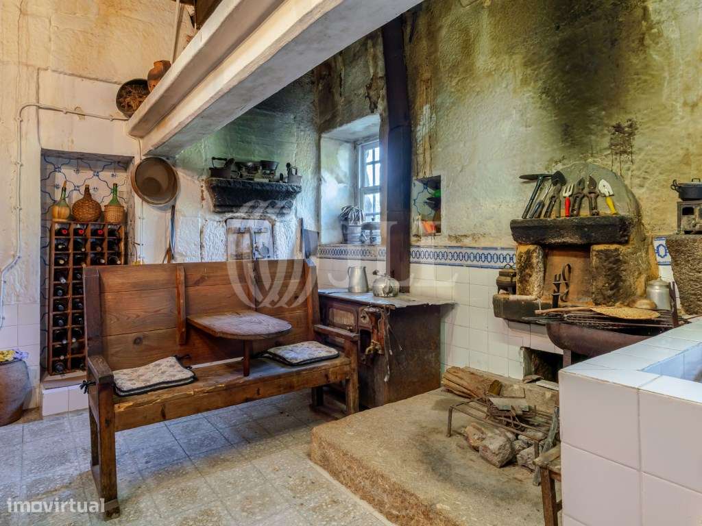 Quinta T4+6 com vista para o Rio Douro, em Baião, Porto-22