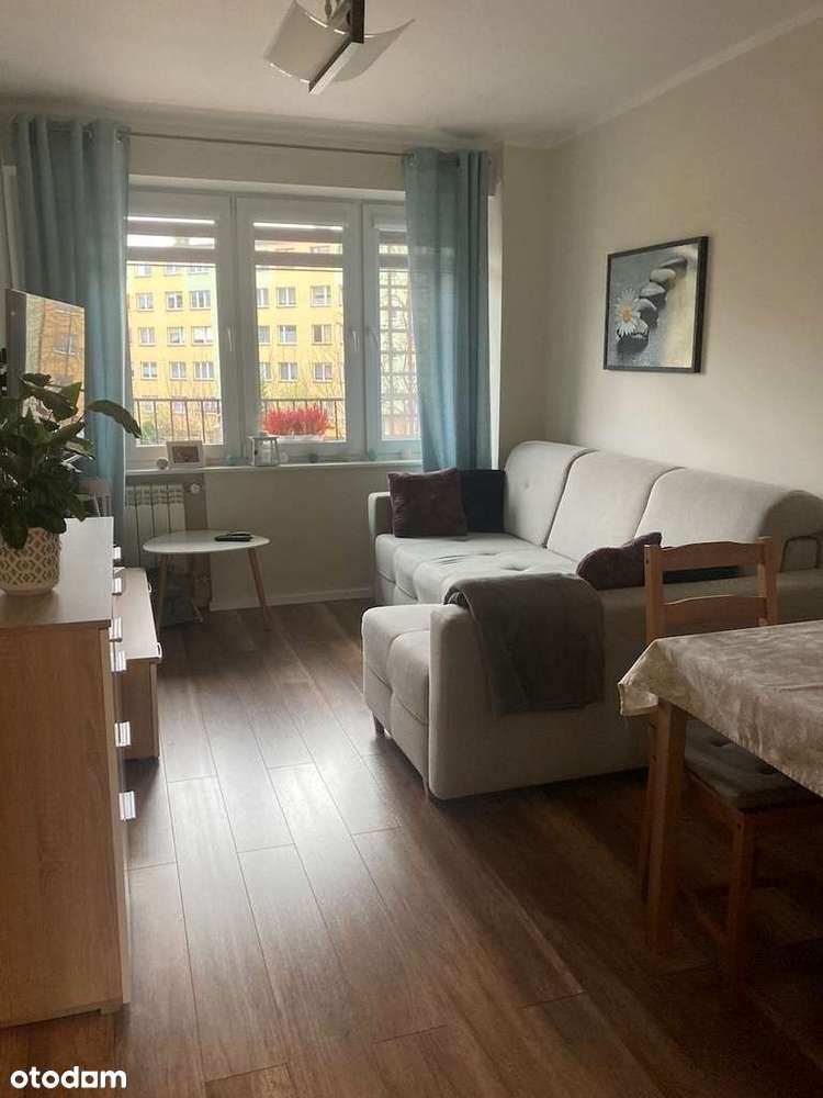 Przytulne 3 pokojowe mieszkanie na I piętrze z dużym balkonem-4