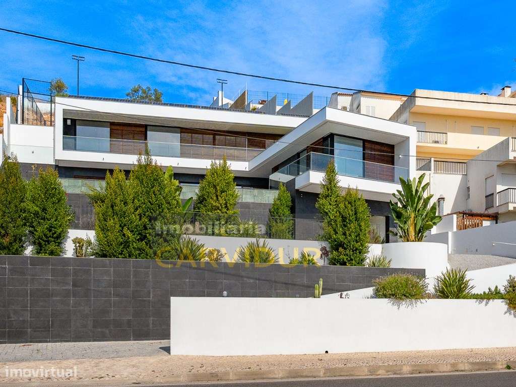 Moradia T5 de Luxo com Piscina Infinita ,Campo de Padel e Elevador ...-48
