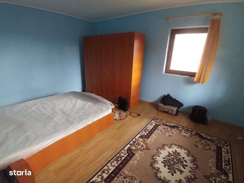 Comarnic vila  2010 P+1+pod,mobilata,utilata, teren 1811mp imprejmuit-4