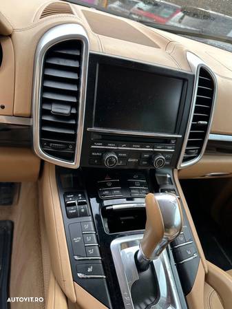 Porsche Cayenne Diesel Tiptronic S - 7