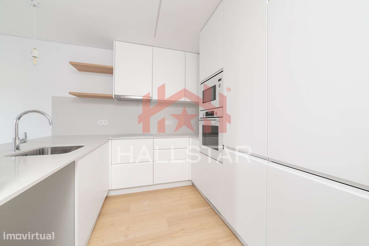 Apartamento T2 / Arrendamento / Piso Radiante / Centro Histórico Leiri - Grande imagem: 3/19