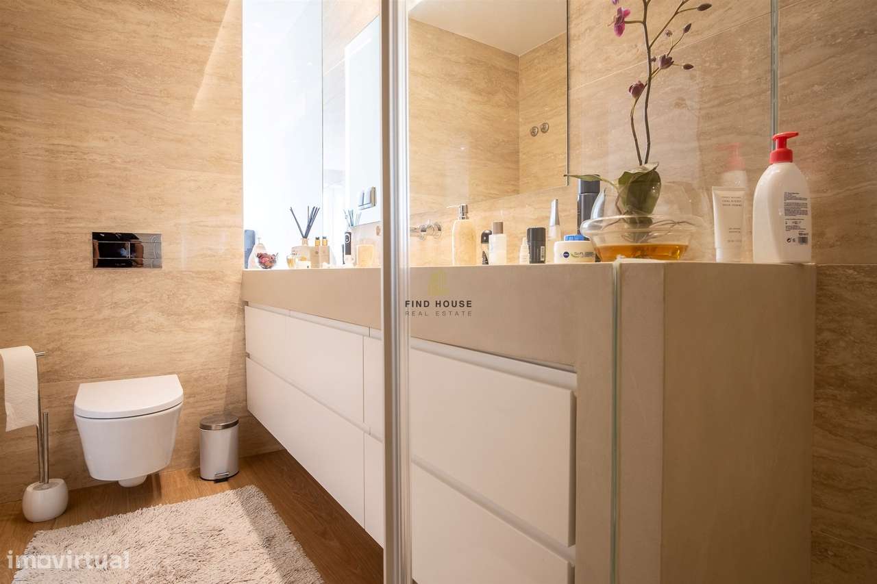 T2 com vista mar, garagem e arrecadação em Condomínio com piscina e ja-33