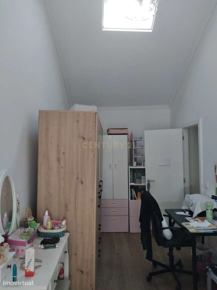 Moradia T2+1 em Alpriate - Vialonga-8