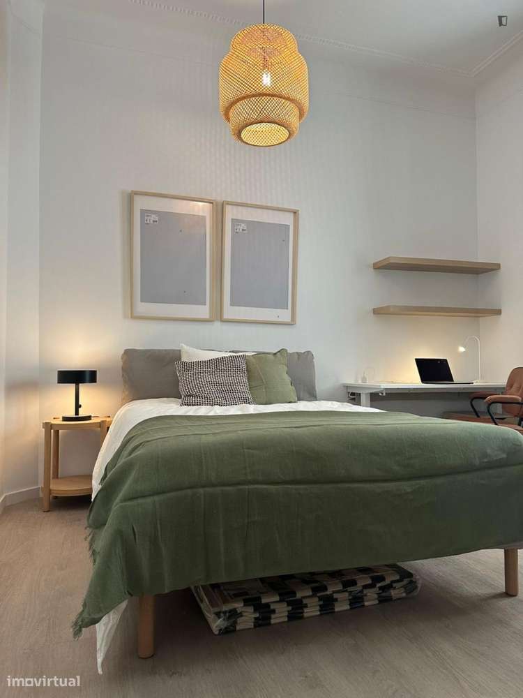 Quarto - localizado em São Sebastião Lisbon - Grande imagem: 3/13