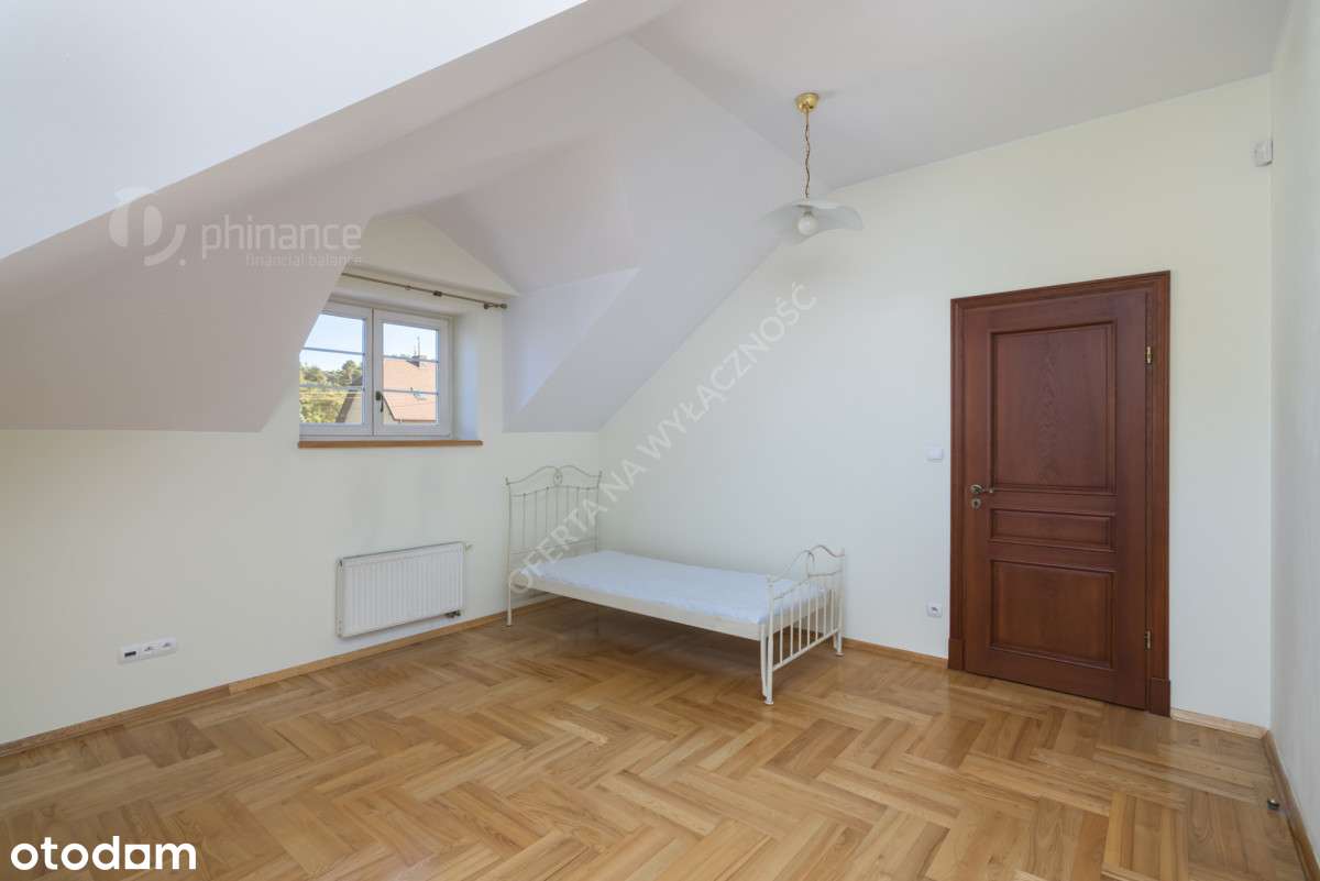 Salon z kuchnią, 8 sypialni, 443,70m2, garaż!-11