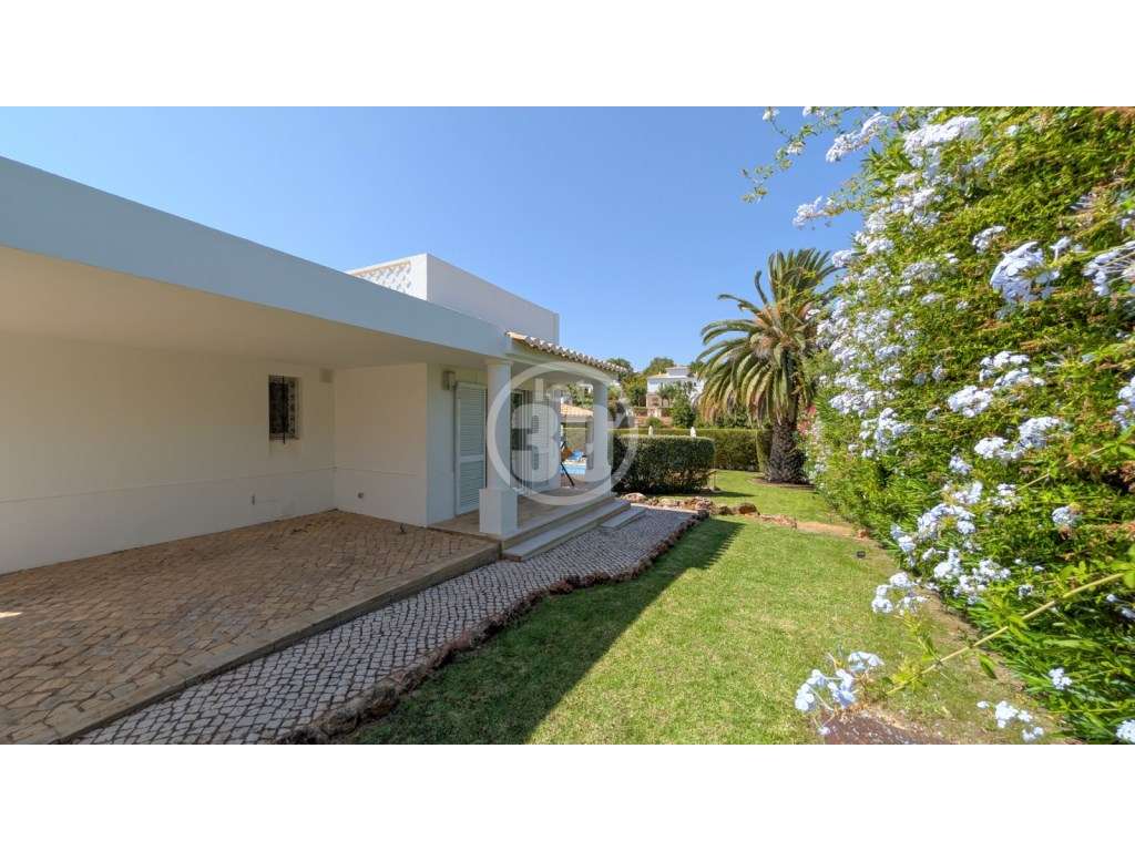 Moradia T3 Totalmente Remodelada - Resort Clube Albufeira-10