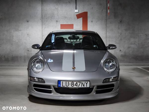 Porsche 911 Carrera S - 1