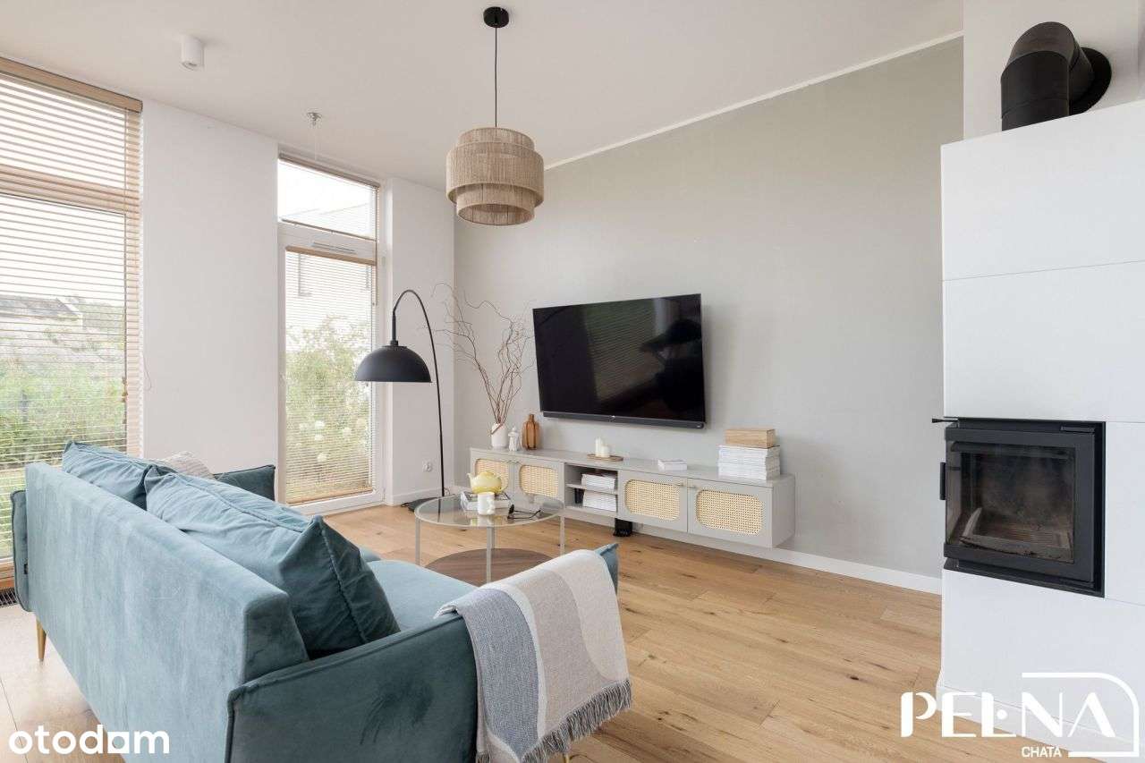 Dom w zabudowie szeregowej wraz z ogrodem i garaże-7