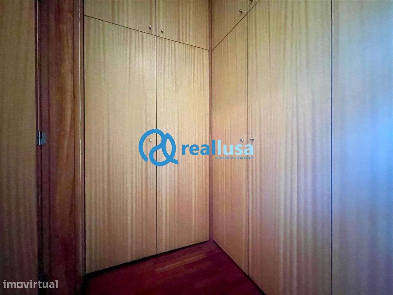 Apartamento T4 c/ garagem Leça do Balio Matosinhos-11