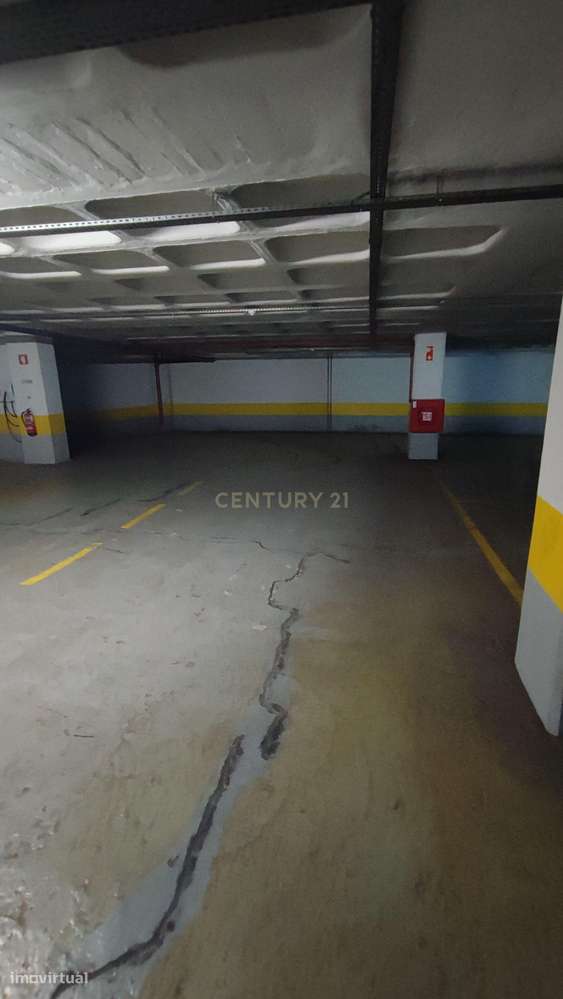 Espaço de Estacionamento em Alvalade, Lisboa-10