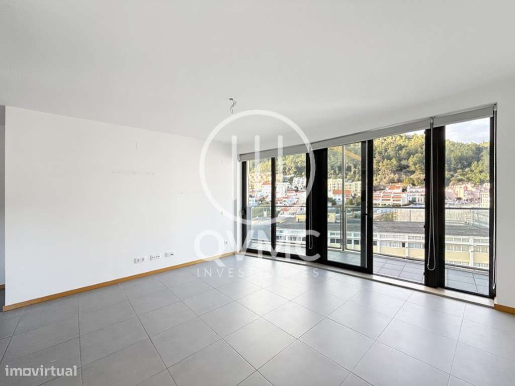 Apartamento T3 em Sesimbra com parqueamento - Vista mar e castelo-4