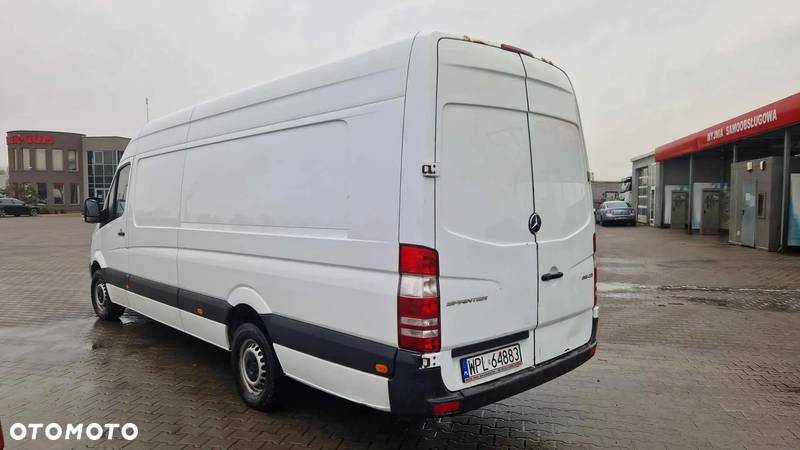 Mercedes-Benz SPRINTER - 3