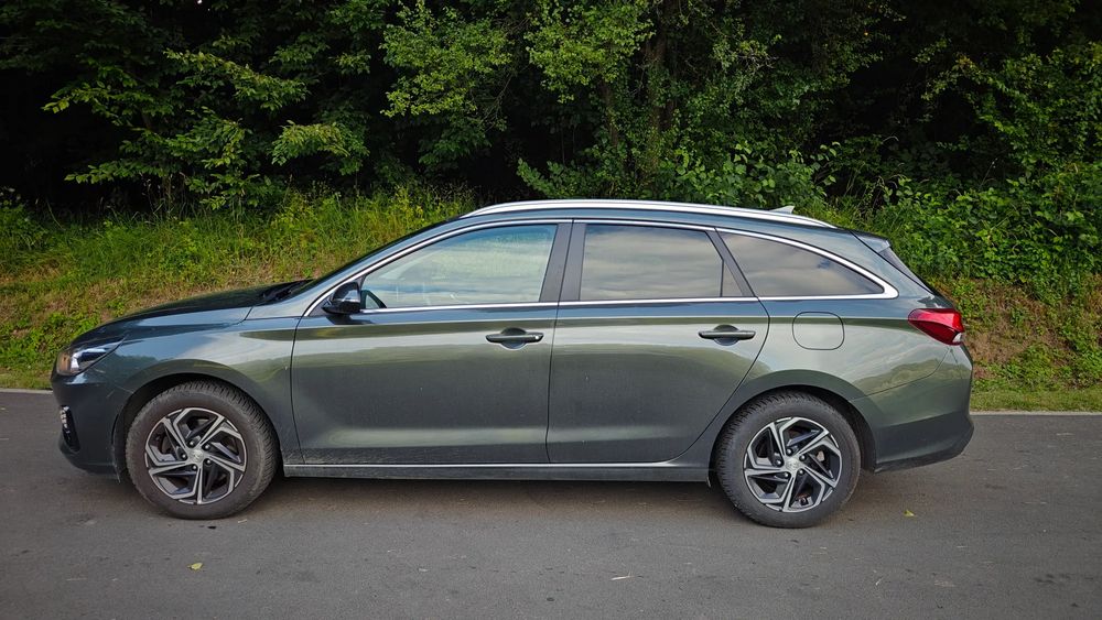 Hyundai i30 III [2016 - Prezent] 1.5 110CP 5DR M/T Highway 2021