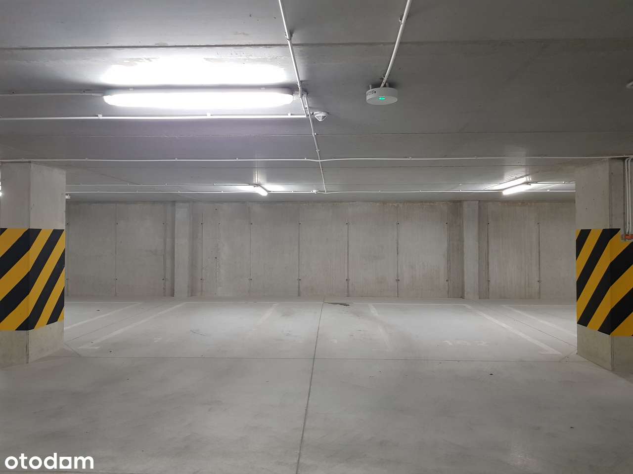 Wynajmę miejsce postojowe ul. Legnicka 59