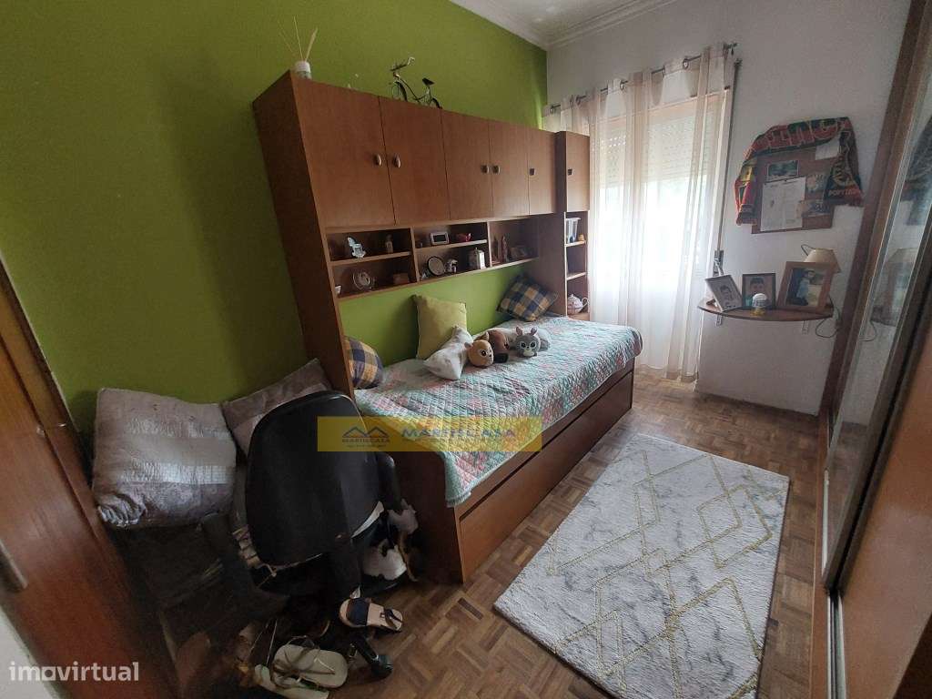 Apartamento 3 assoalhadas c/ varanda e arrecadação Serra das Minas ...-19