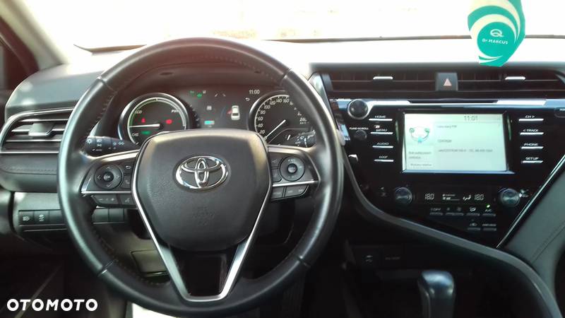 Toyota Camry - 18