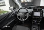 Toyota Prius Hybrid Executive - 24