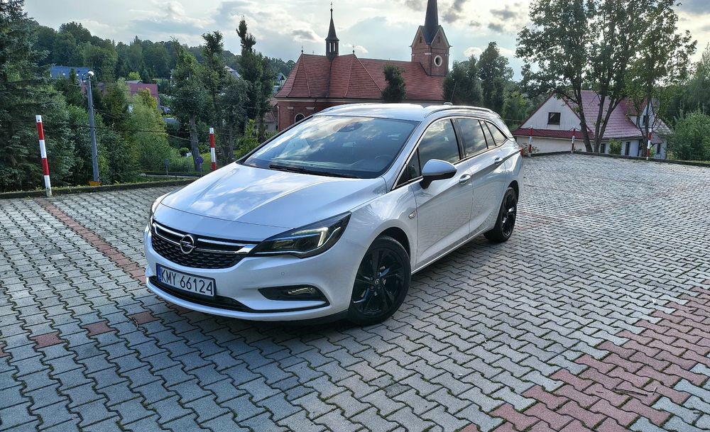 Opel Astra K (2015-2021) 2017