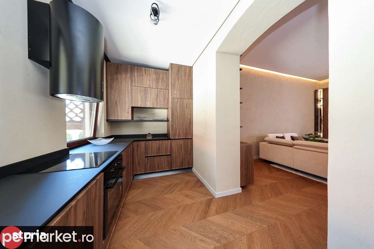 O bijuterie transilvăneană în Cristian, Brașov - Imagine principală: 5/10