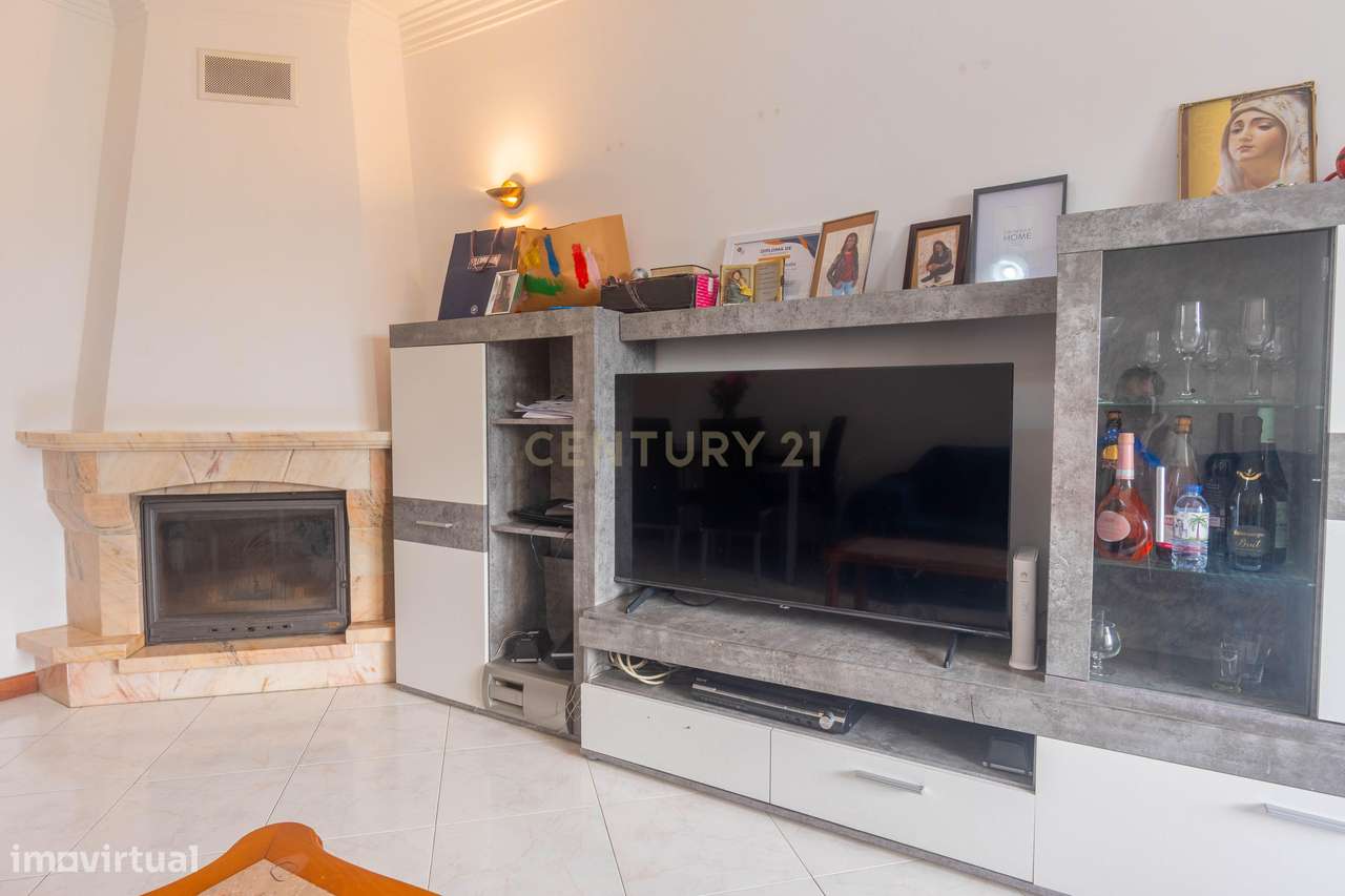 Apartamento T2 em Queluz (Pendão) com ou sem investimento!!-21