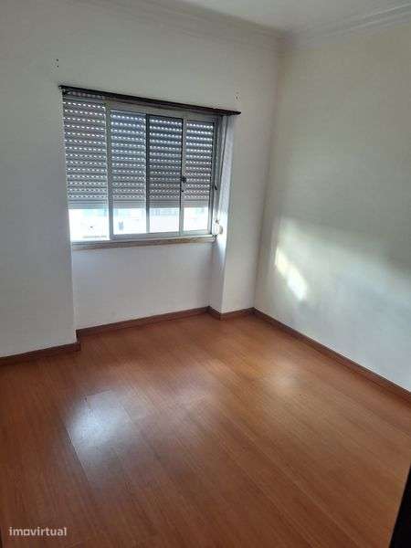 Vende-se T2 Barreiro - Grande imagem: 4/7