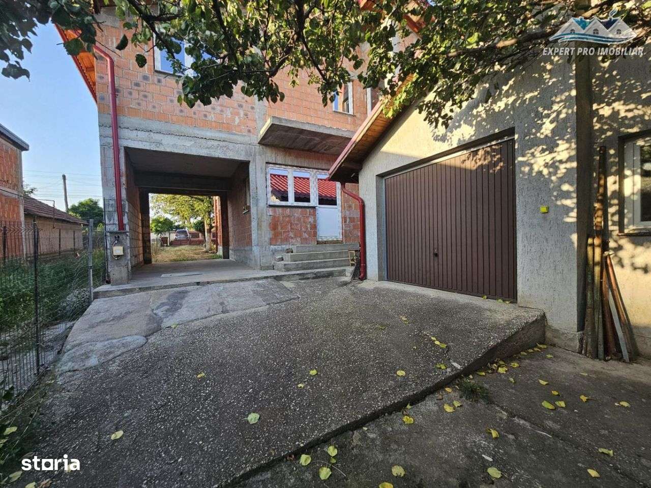 Ciorogarla CENTRAL Casa la Rosu 5Cam+2Bai+3Balc Teren 516mp Intabulat - Imagine principală: 5/16