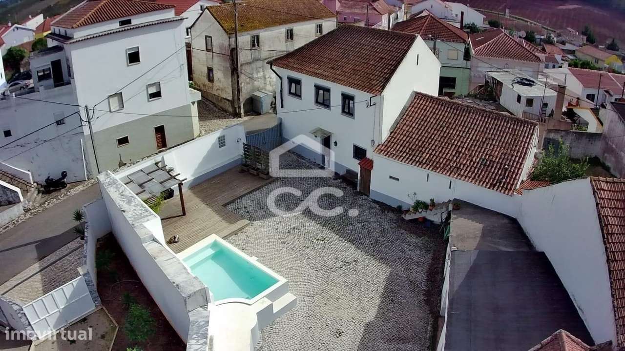 Quintinha de charme com piscina em lote de 7562,60 m² no Cadaval — um-31