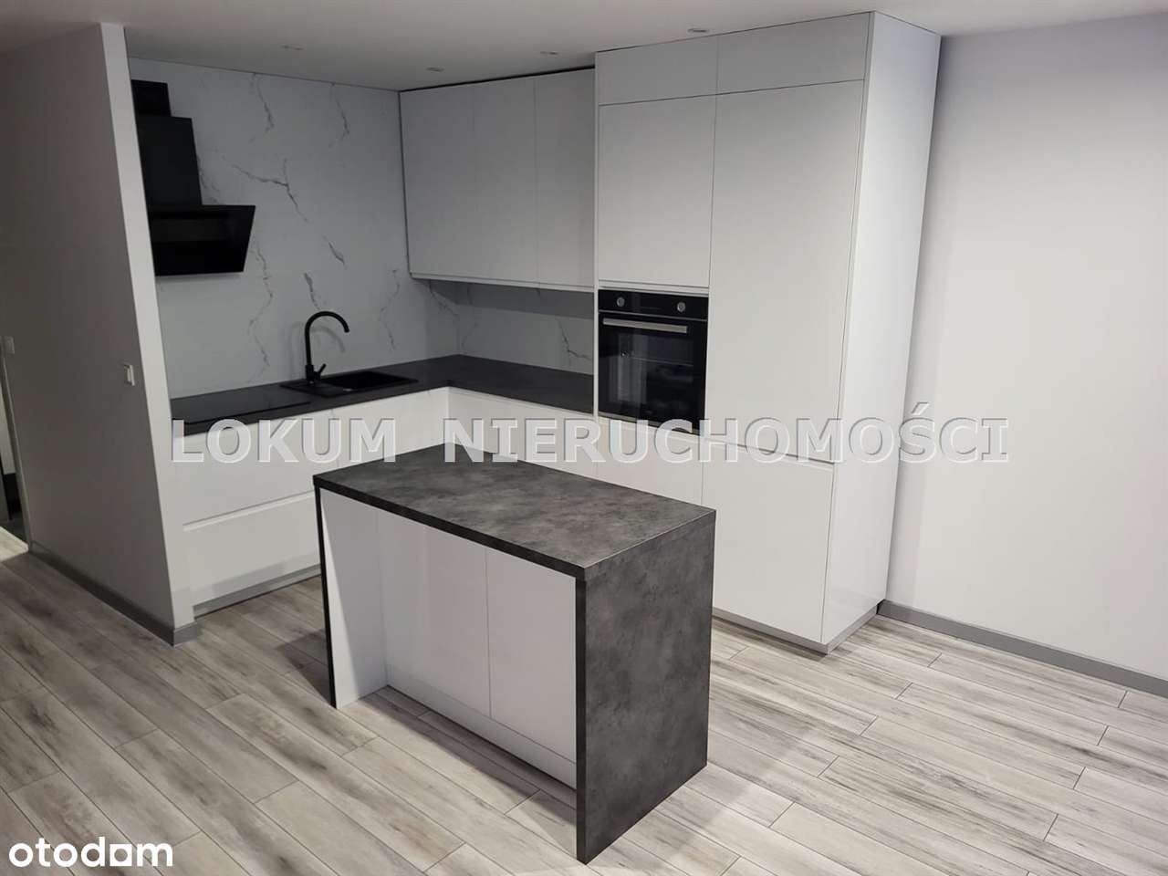 M-4 ul. Turystyczna po kapitalnym remoncie - Pełny obrazek: 5/11