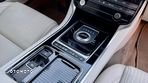 Jaguar XF 2.0 i4D Portfolio - 16