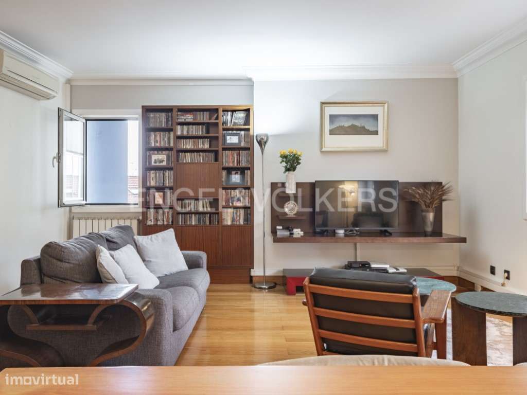 Oportunidade unica perto da Assembleia da Republica - Grande imagem: 3/26