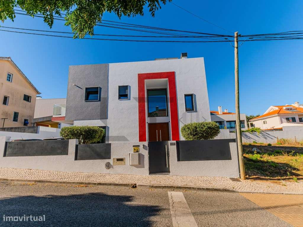 Fantástica Moradia T4 Moderna com Vista Mar, Jardim e Estacionament...-3