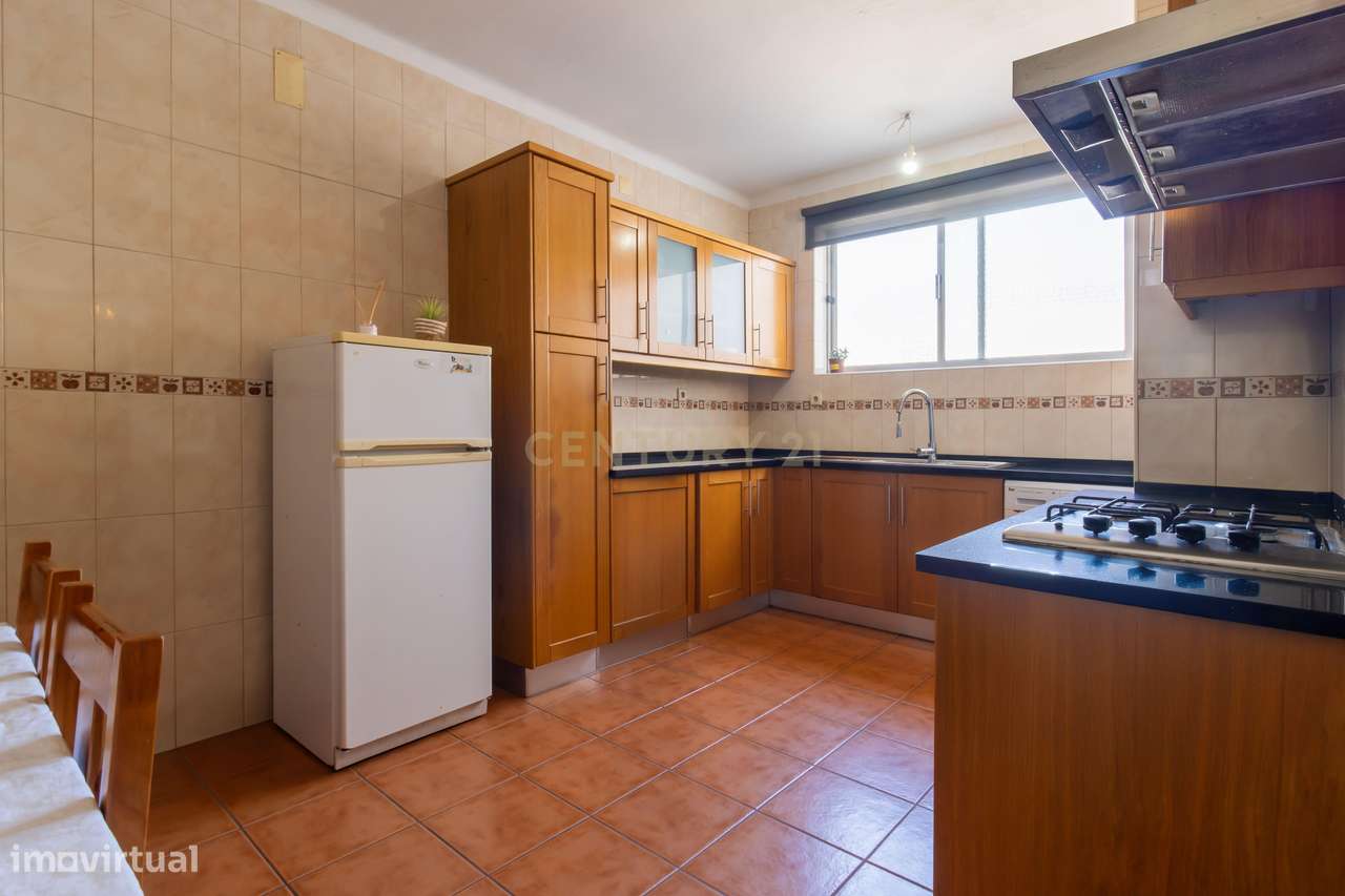 Apartamento T3 na Marinha Grande - Grande imagem: 2/22