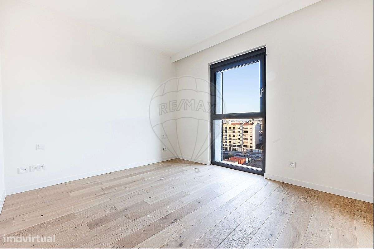 Apartamento T1 para arrendamento - Grande imagem: 4/16