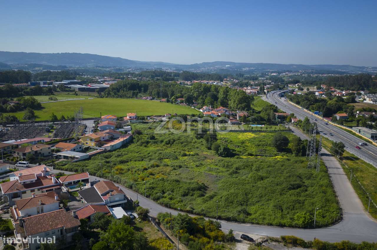 Terreno Urbanizável em Requião, Vila Nova de Famalicão. - Grande imagem: 5/16