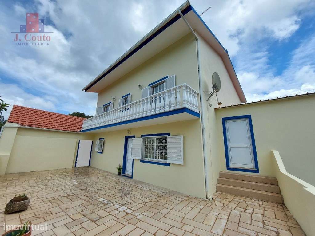 Quintinha com 14.000m2 de terreno com mina de água e árvores de fruto.-6