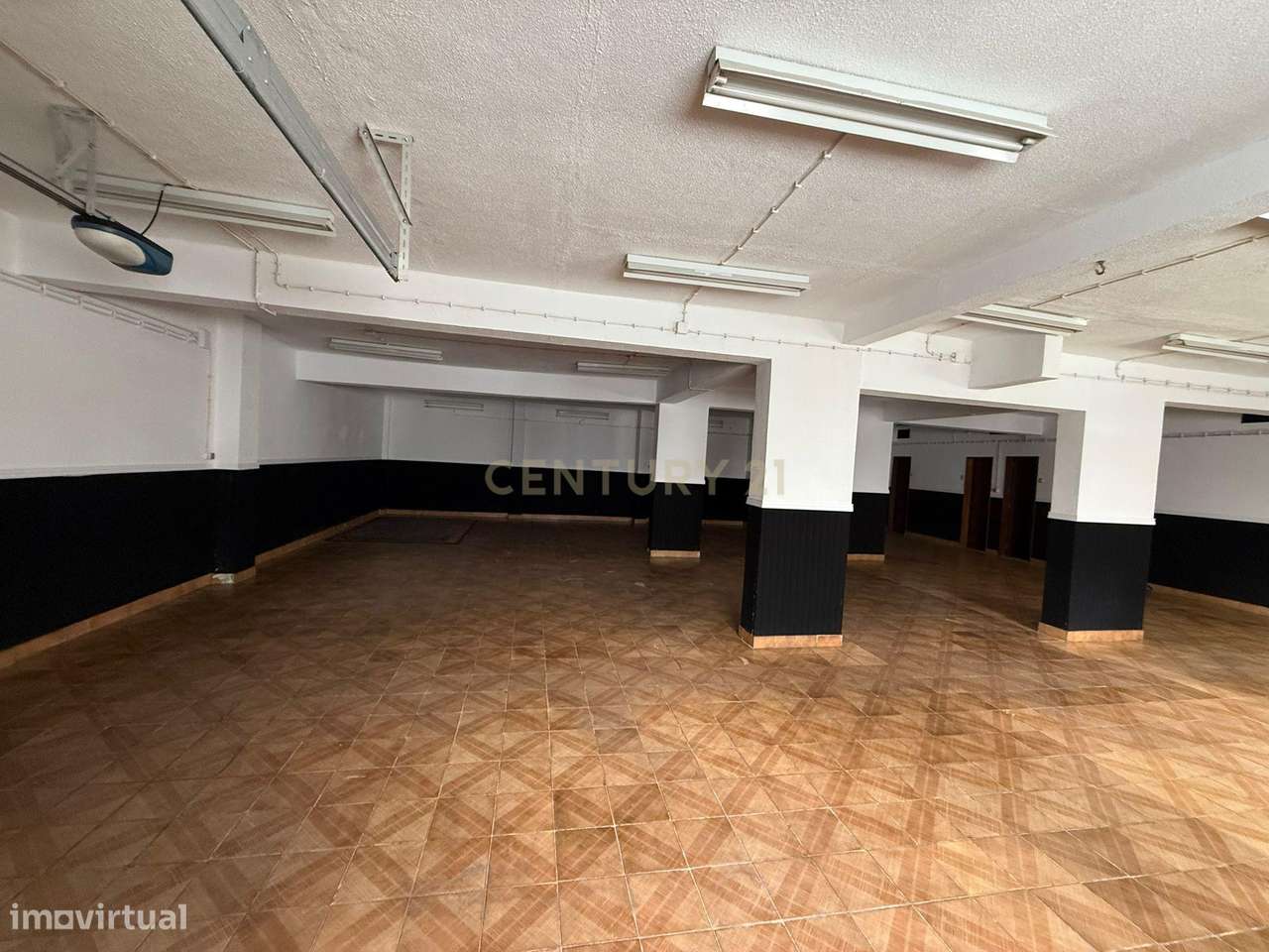 Armazém para Comércio e Serviços – Bairro dos 4 Caminhos, Setúbal - Grande imagem: 4/10